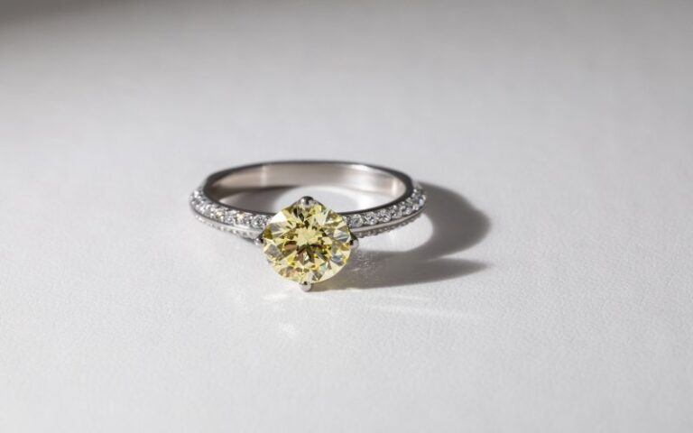 Exploring the Appeal and Benefits of Yellow Lab Grown Diamond
