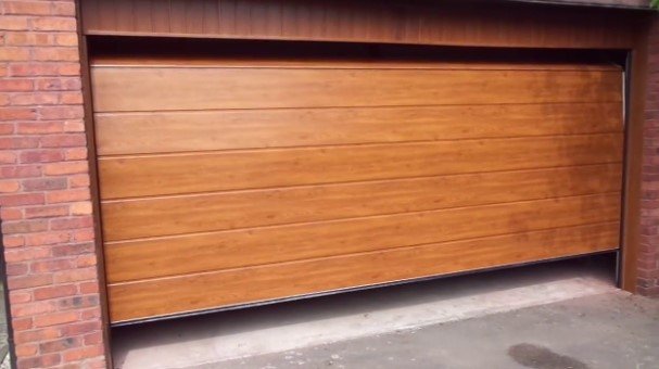 Garage Doors Wigan | Quality Roller, Wooden & Electric Garage Doors